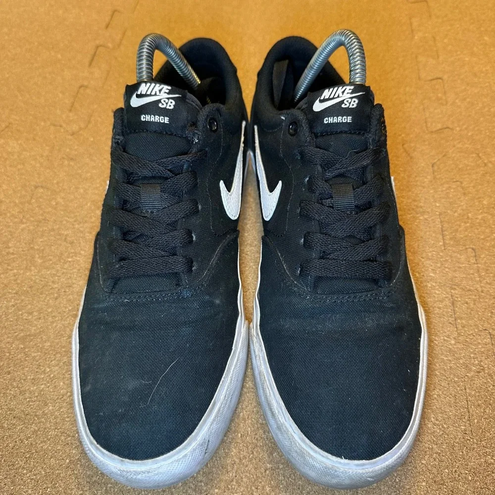 Nike SB Charge Canvas Mens 7.5 Black White Skate Shoes CD6279-002